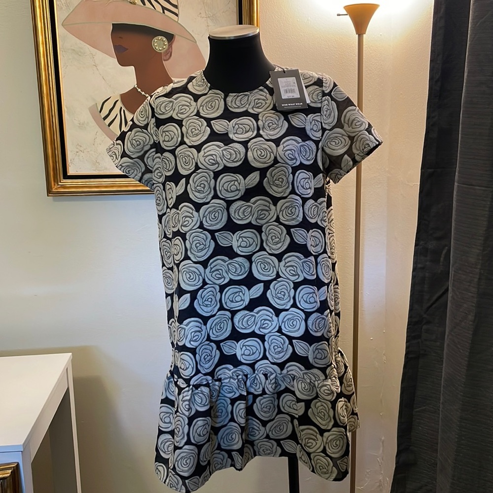 Neutral floral print dress.